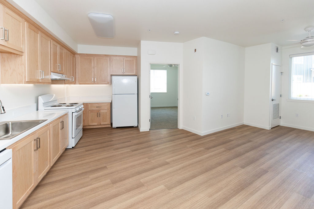 Sunflower Hill at Irby Ranch 1 Bedroom Apartment Kitchen and Dining Area